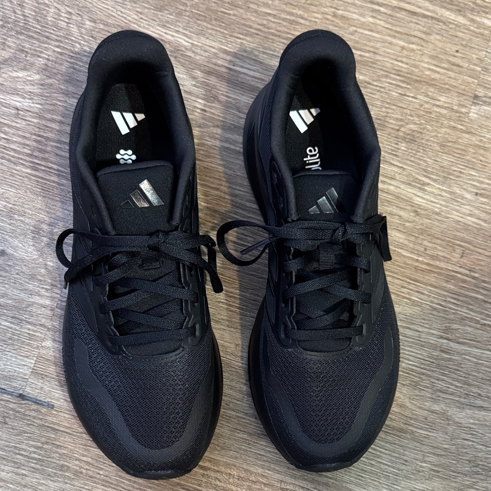 Adidas Runfalcon 5 Wide Black/Black womens running sneakers size - 9